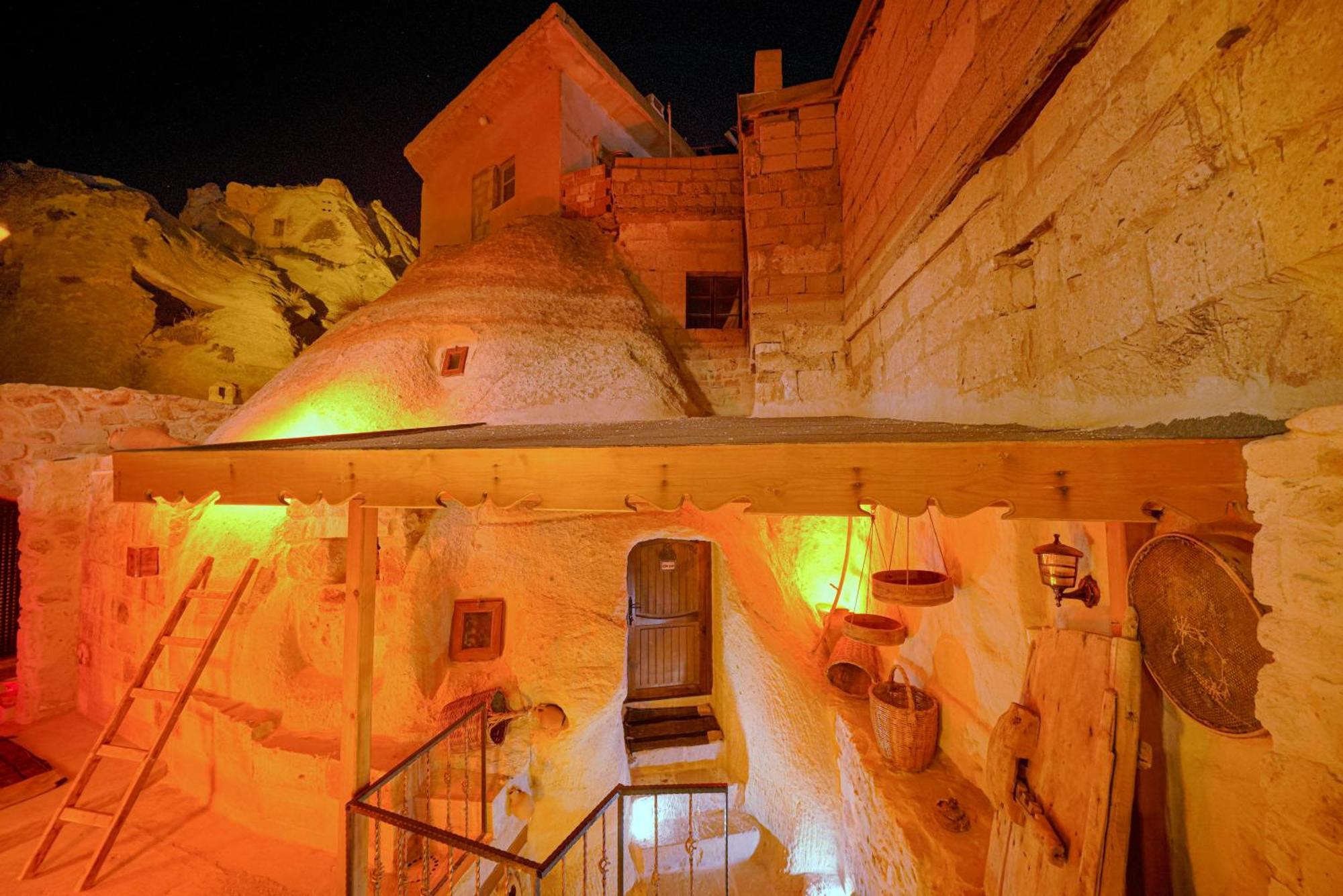 Babili Cappadocia Cave Hotel เนฟซิเฮียร์ ภายนอก รูปภาพ